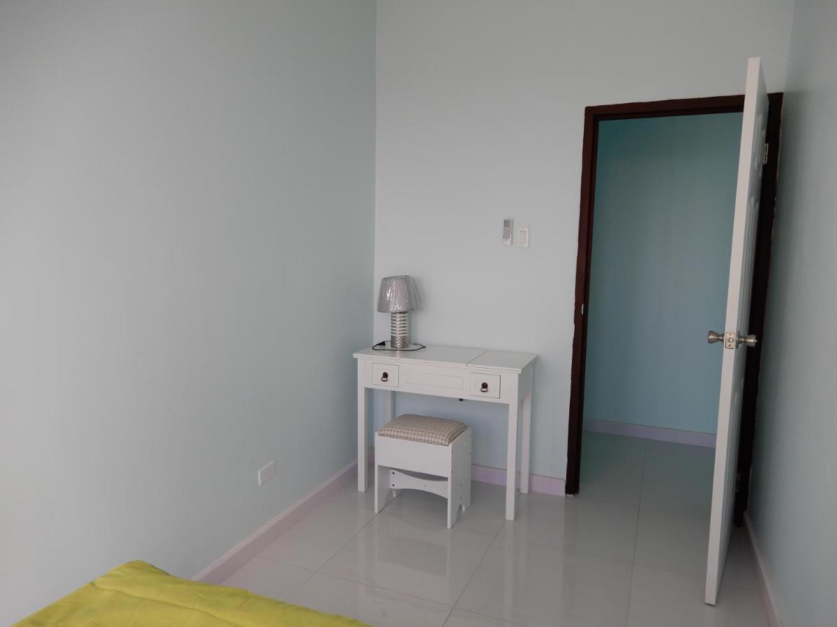 Oistins Bayview Apartments Christ Church Esterno foto